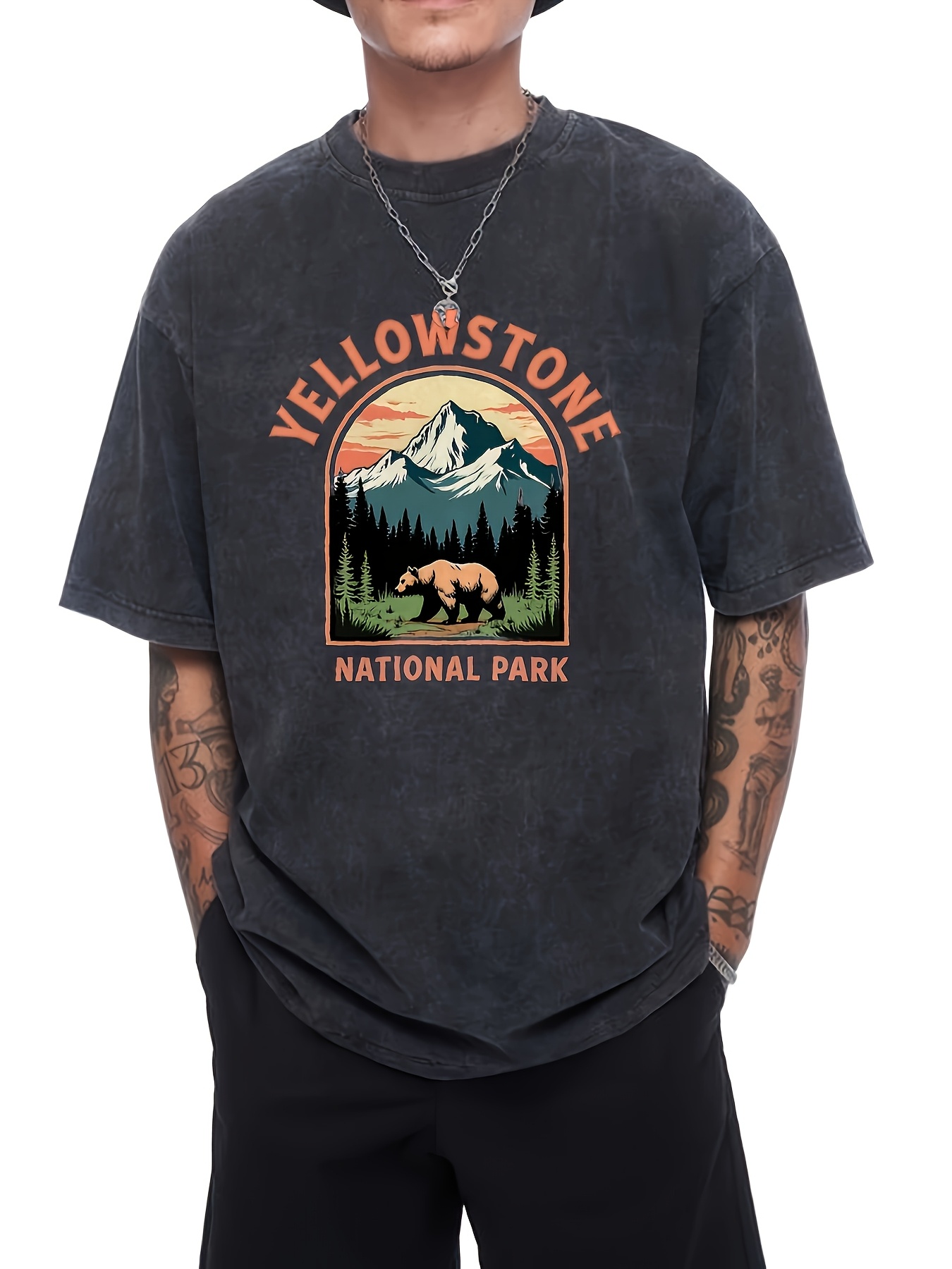 Outdoor Adventure Activities - Vintage T-shirt voor heren van Yellowstone